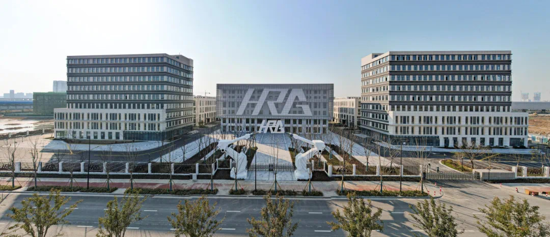 湖州市吴兴区高新区树庄路慧创科技产业园600-7000㎡/全新厂房单价17-25元/月/㎡，园区自带食堂公寓，27路直达